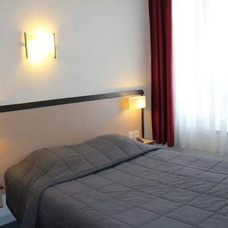 호텔 De La Meuse Charleville-Mézières