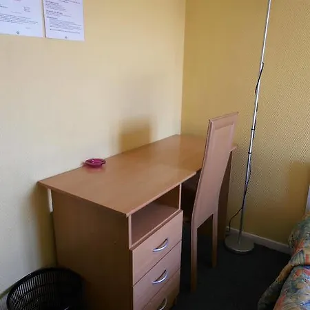 De La Meuse Szálloda 2*