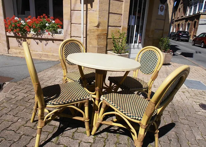 Hotel De La Meuse 2*