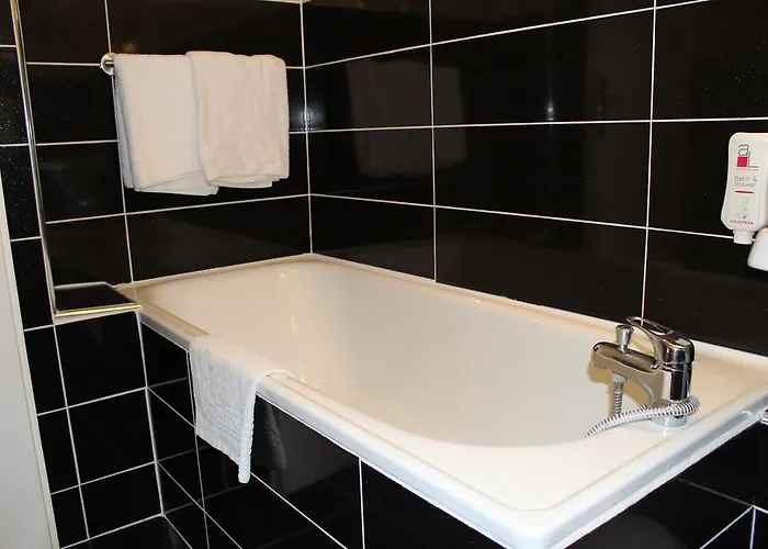 Hotel De La Meuse Charleville-Mezieres