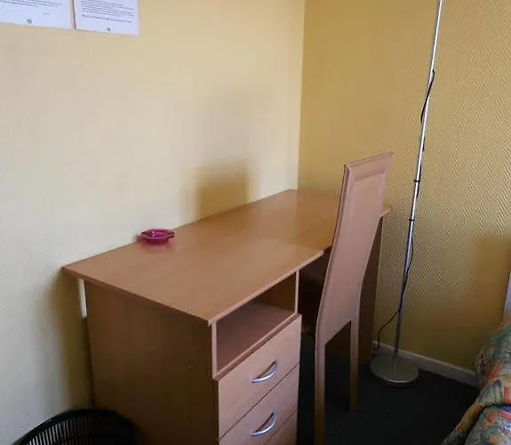 De La Meuse Hotel 2*